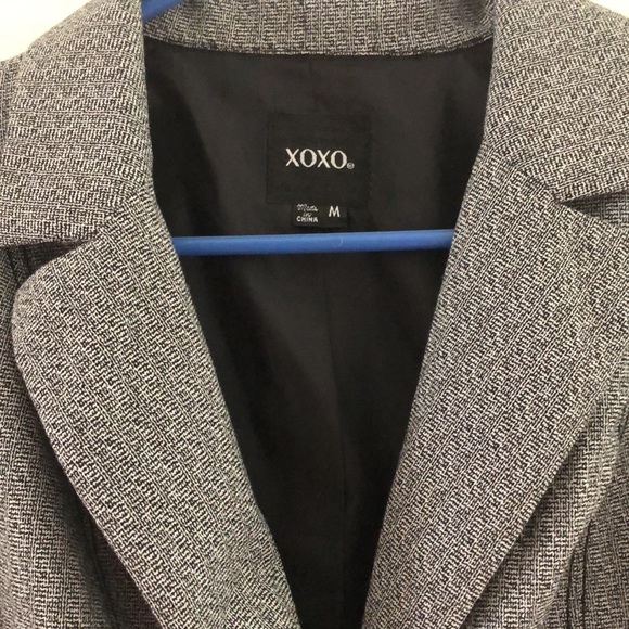 XOXO gray blazer size M - Picture 2 of 8